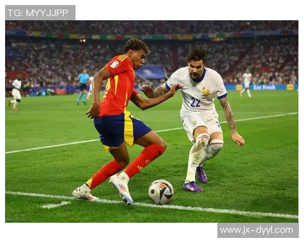 从足球场小孩到球星的成长之路:梦想与努力的完美融合 从足球场小孩到球星的成长之路:梦想与努力的完美融合