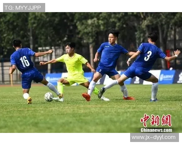 从绿茵场到人生新征程 足球退役球星的转型与心路历程 从绿茵场到人生新征程 足球退役球星的转型与心路历程