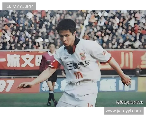 足球历史十大中场球星盘点 谁才是真正的绿茵魔术师